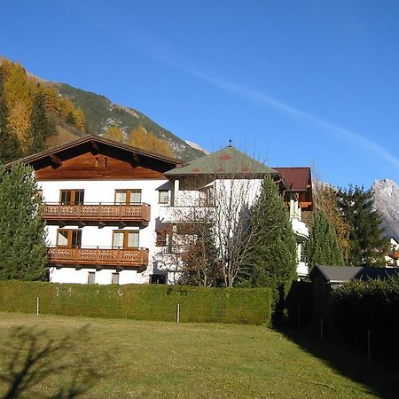 Diana Hotell Pettneu am Arlberg Exteriör bild